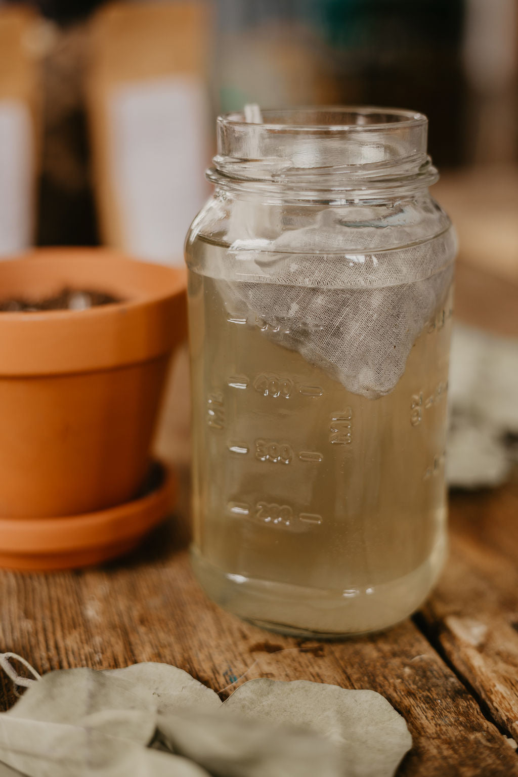 A natural and sustainable llama manure product. It is easy to use and odor less!